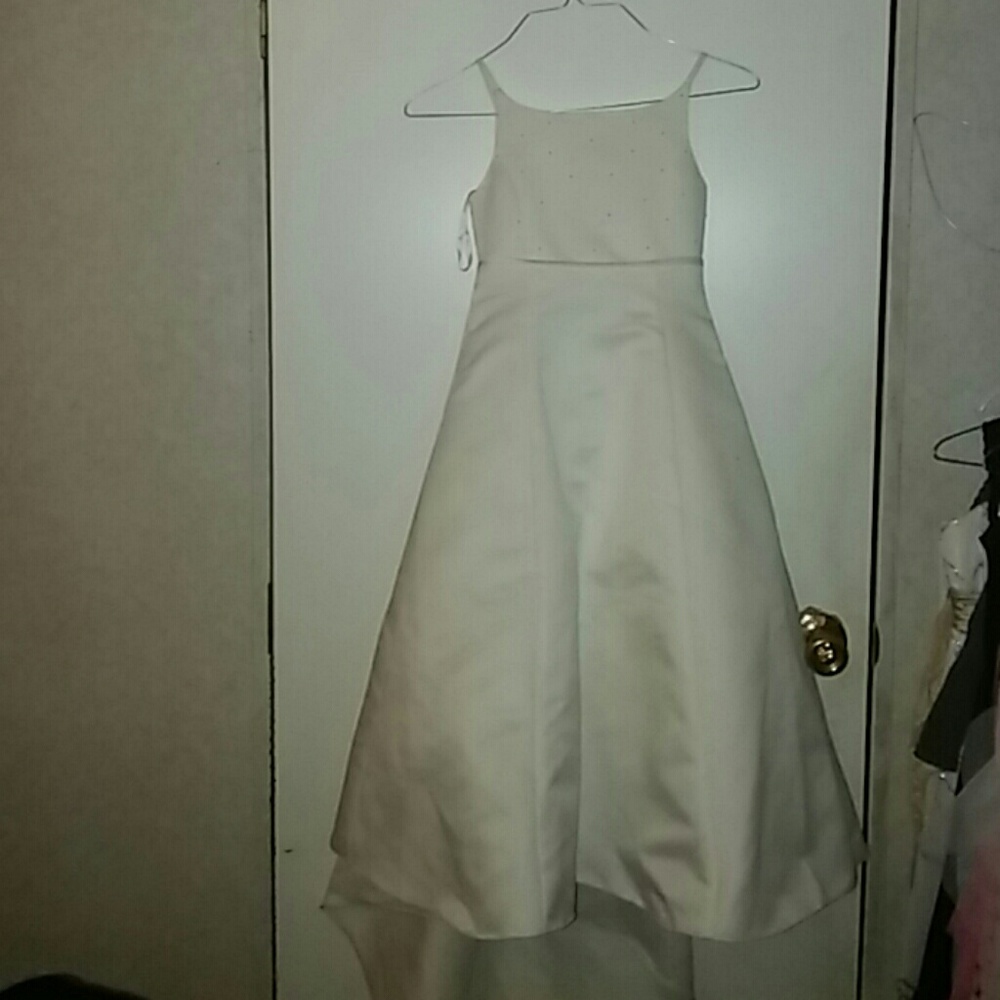 Girls sz 5 miniature bride dress